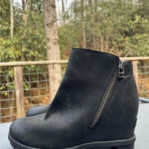 Sorel Black Ankle Booties with Wedge Heel